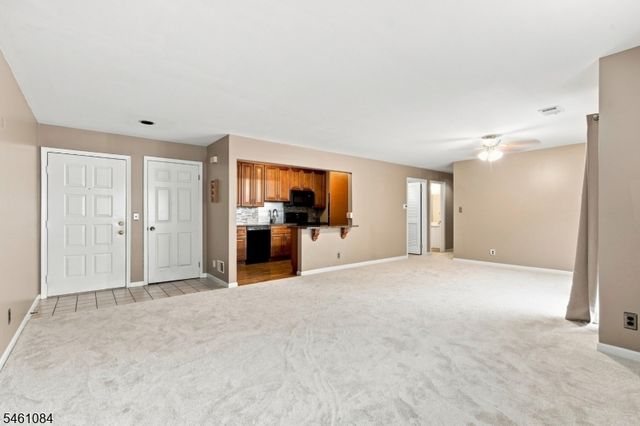 50 WE Lindsley Road 21, Cedar Grove Twp., NJ 07009