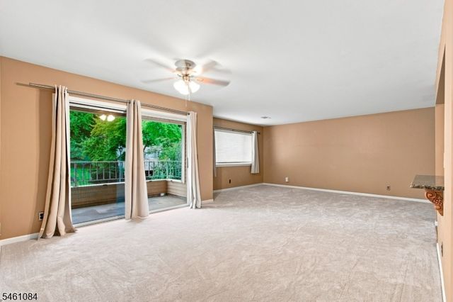 50 WE Lindsley Road 21, Cedar Grove Twp., NJ 07009