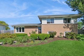 16743 S Odell Avenue S, Tinley Park, IL 60477