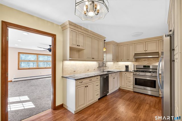 554 Jeremy Swamp Road, Southbury, CT 06488