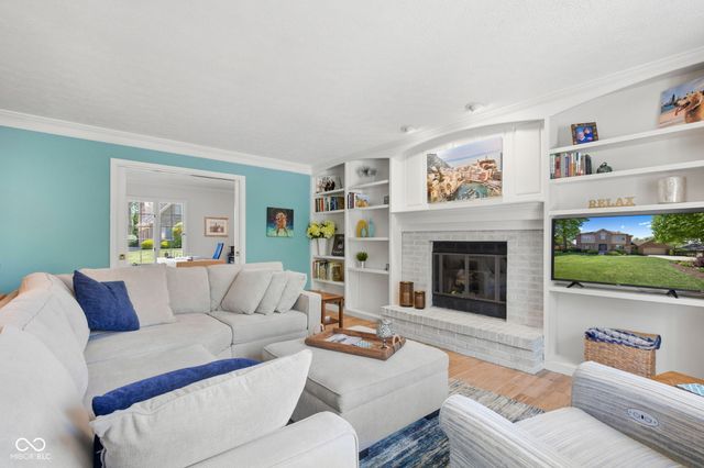 8342 Catamaran Drive, Indianapolis, IN 46236