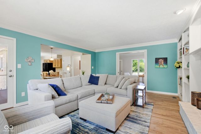 8342 Catamaran Drive, Indianapolis, IN 46236