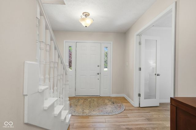 8342 Catamaran Drive, Indianapolis, IN 46236