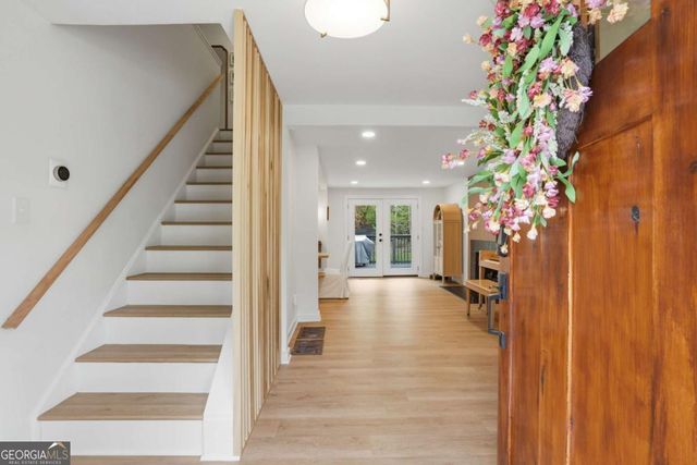 120 Hillside Lane, Roswell, GA 30076