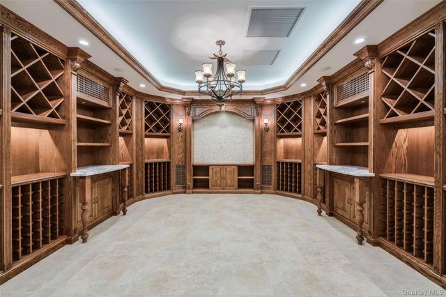 4 Valentines Farm Court, Old Brookville, NY 11545