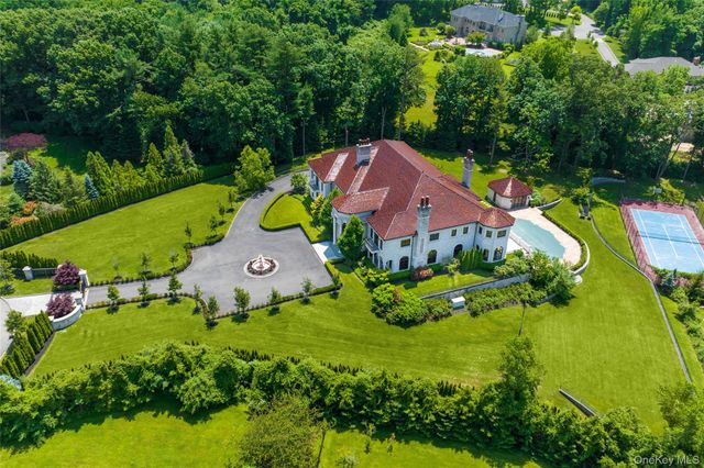 4 Valentines Farm Court, Old Brookville, NY 11545