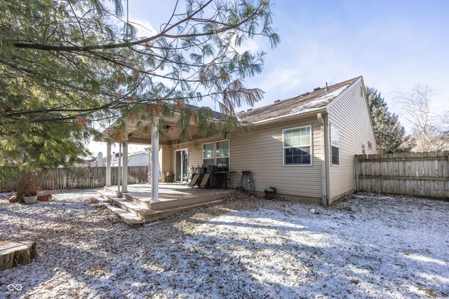 6011 Timberland Way, Indianapolis, IN 46221