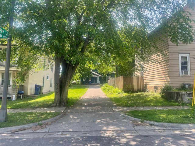 833 Fremont Avenue, Saint Paul, MN 55106