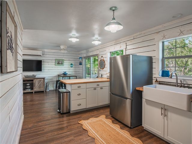 13501 Arrow Lane, Garfield, AR 72732