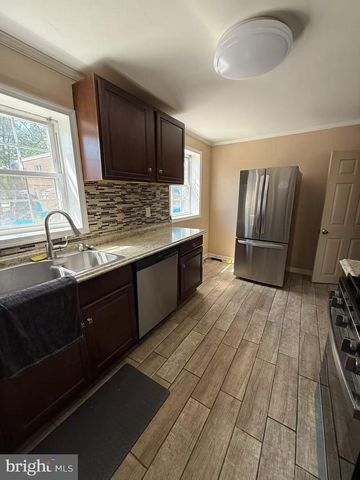 7640 FAIRFIELD ST, Philadelphia, PA 19152