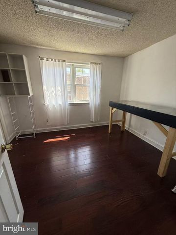 7640 FAIRFIELD ST, Philadelphia, PA 19152