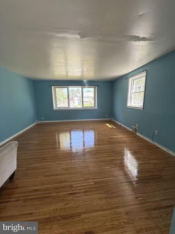 7640 FAIRFIELD ST, Philadelphia, PA 19152