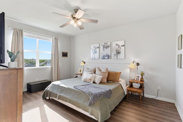 220 Apache Plum DR, Kyle, TX 78640