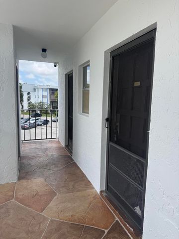 6300 S Falls Cir Drive 314, Lauderhill, FL 33319