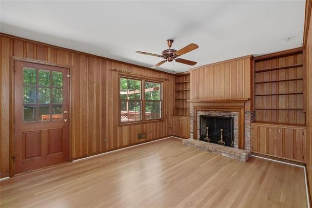92 Brandon Ridge Drive, Sandy Springs, GA 30328
