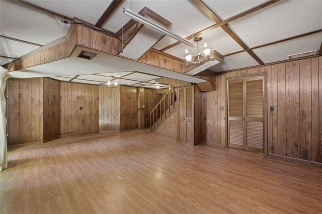 92 Brandon Ridge Drive, Sandy Springs, GA 30328