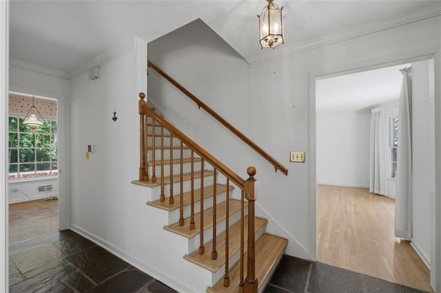 92 Brandon Ridge Drive, Sandy Springs, GA 30328