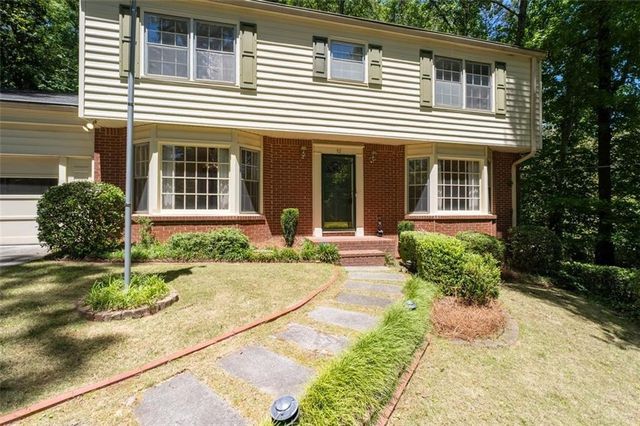 92 Brandon Ridge Drive, Sandy Springs, GA 30328