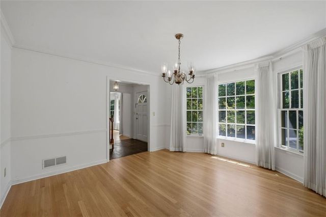 92 Brandon Ridge Drive, Sandy Springs, GA 30328