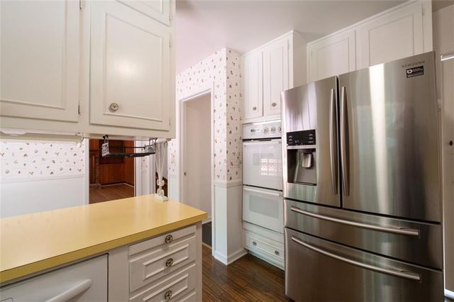 92 Brandon Ridge Drive, Sandy Springs, GA 30328