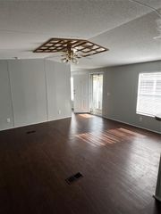 3902 Marzia Avenue, Fresno, TX 77545