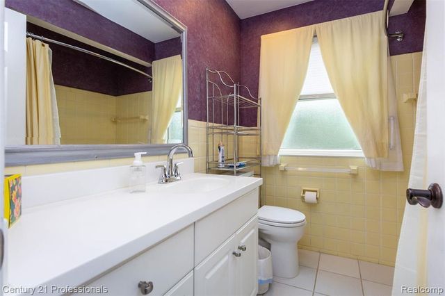 4133 Amherst Road, Royal Oak, MI 48073