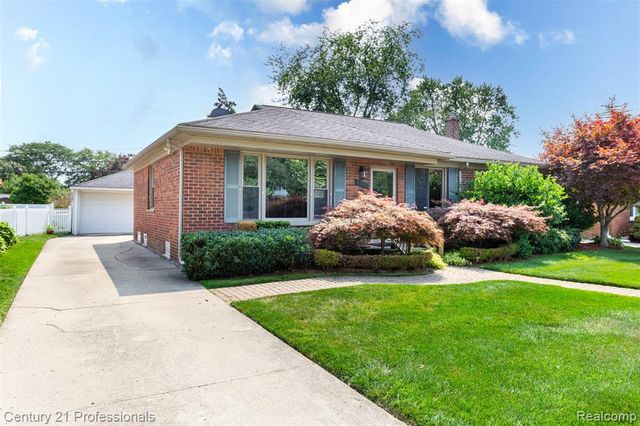 4133 Amherst Road, Royal Oak, MI 48073