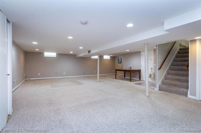 4133 Amherst Road, Royal Oak, MI 48073