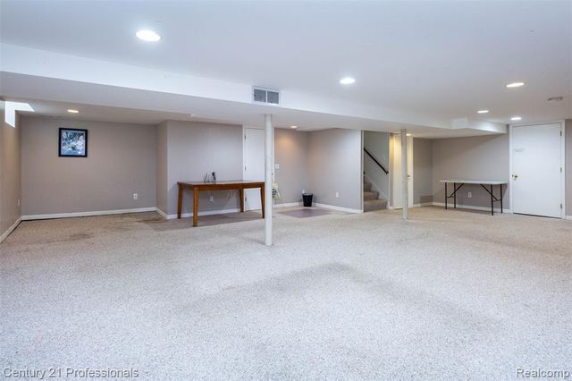 4133 Amherst Road, Royal Oak, MI 48073
