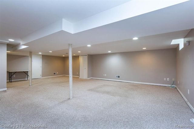 4133 Amherst Road, Royal Oak, MI 48073