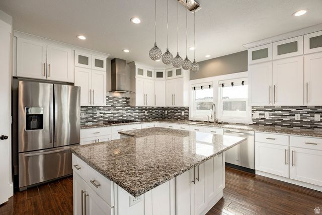 910 S PACE PL, North Salt Lake, UT 84054