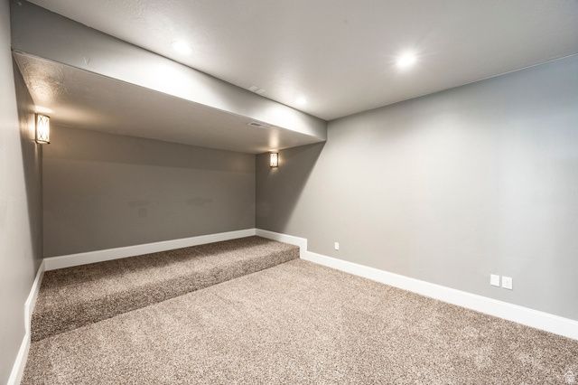 910 S PACE PL, North Salt Lake, UT 84054