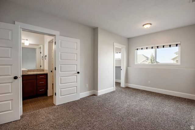 910 S PACE PL, North Salt Lake, UT 84054