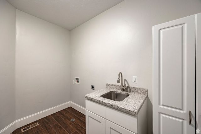 910 S PACE PL, North Salt Lake, UT 84054