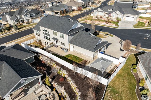 910 S PACE PL, North Salt Lake, UT 84054