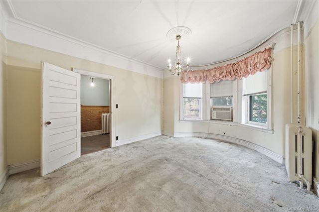 60-73 69th Avenue, Ridgewood, NY 11385