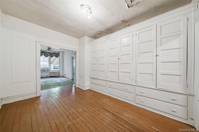 60-73 69th Avenue, Ridgewood, NY 11385