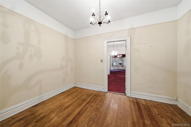 60-73 69th Avenue, Ridgewood, NY 11385