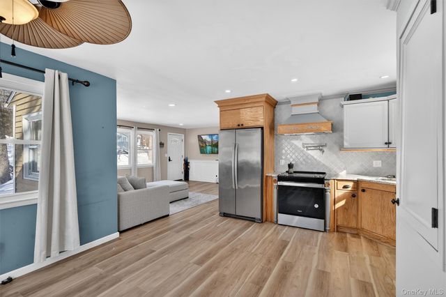 51 E Green Road, Rock Tavern, NY 12575