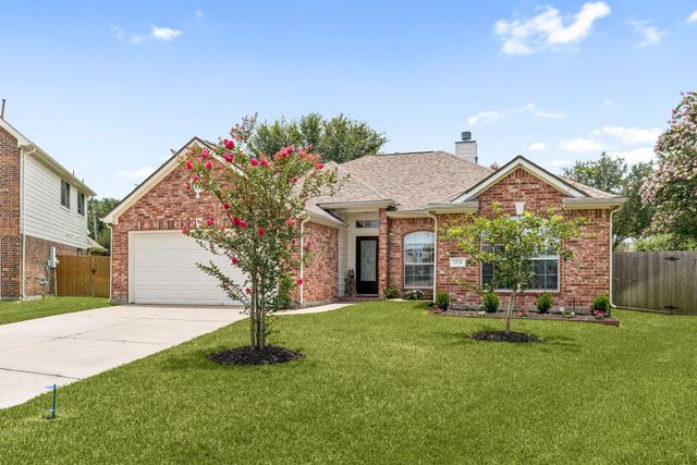 2231 Megellan Point Lane, Pearland, TX 77584