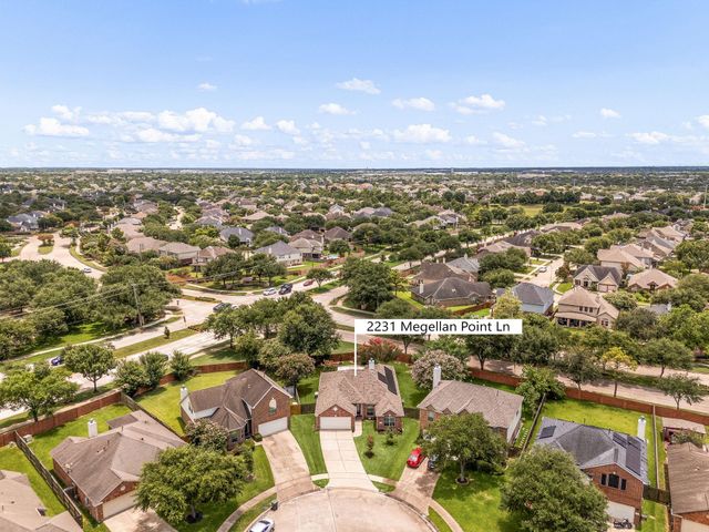 2231 Megellan Point Lane, Pearland, TX 77584
