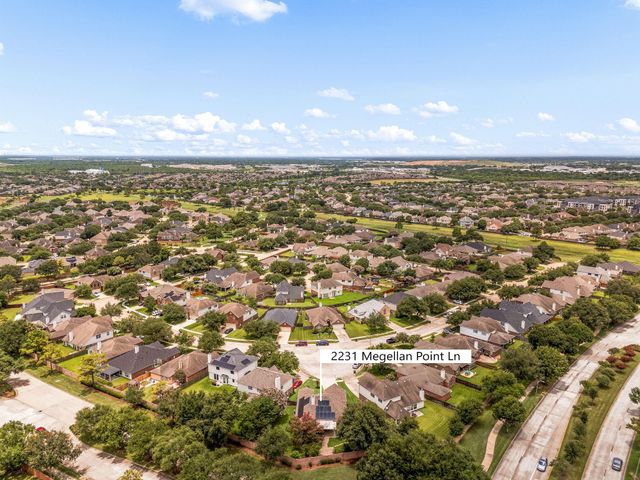 2231 Megellan Point Lane, Pearland, TX 77584