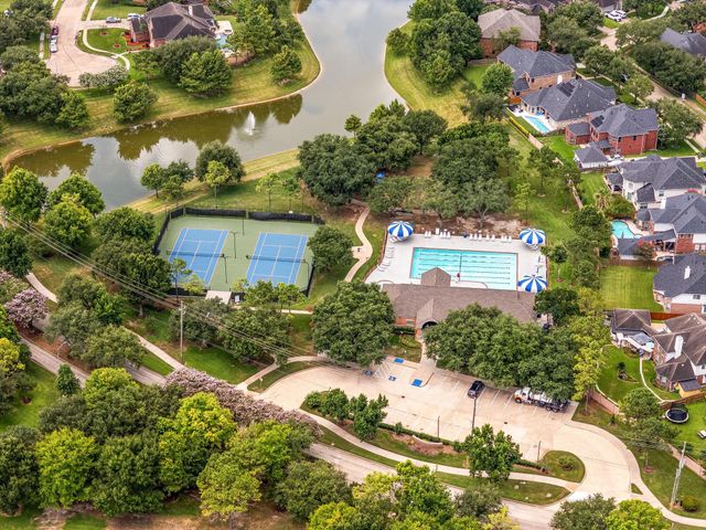 2231 Megellan Point Lane, Pearland, TX 77584