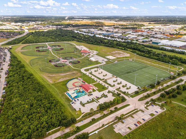 2231 Megellan Point Lane, Pearland, TX 77584