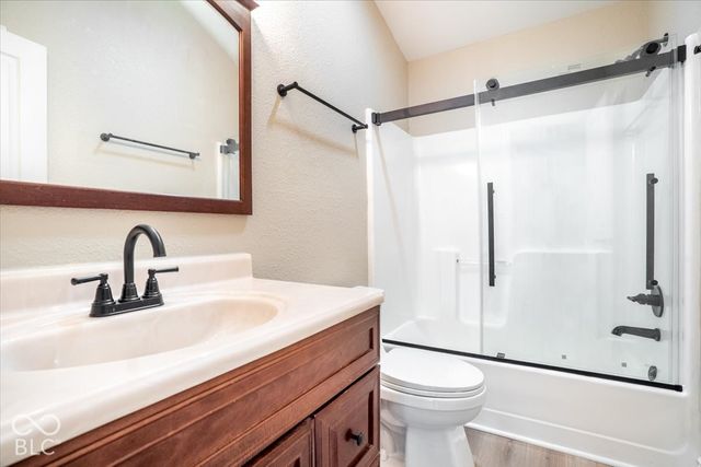 6630 Wilderness Trail, Fishers, IN 46038