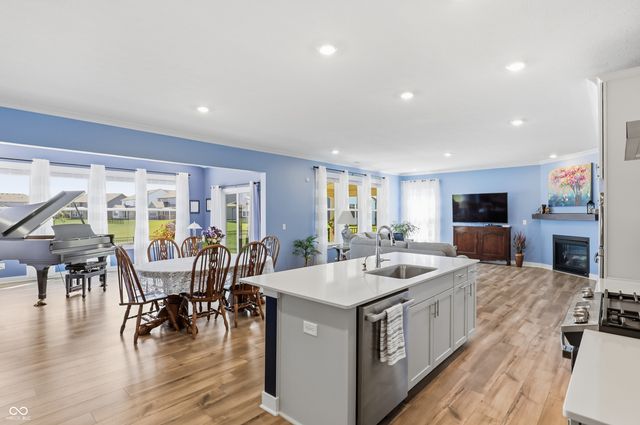 4225 Blackford Road, Bargersville, IN 46106