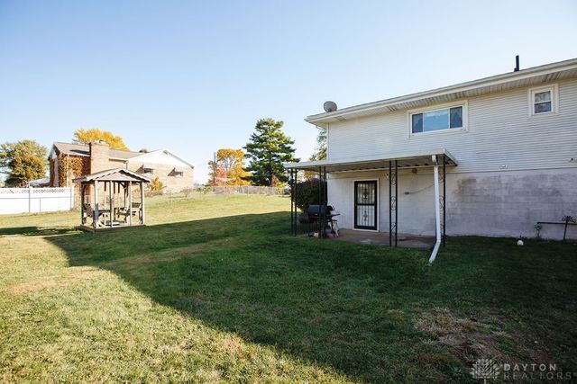 105 E 1st Street, Fletcher, OH 45326