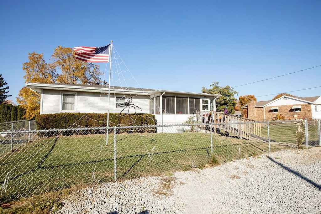 105 E 1st Street, Fletcher, OH 45326