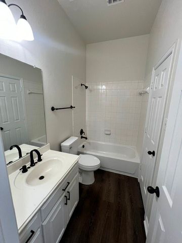 1123 Brigham Drive, Forney, TX 75126