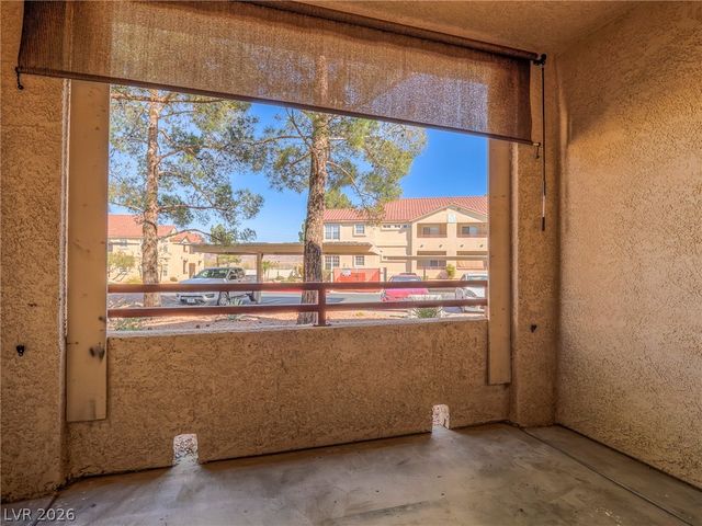 520 Arrowhead Trail 1111, Henderson, NV 89015